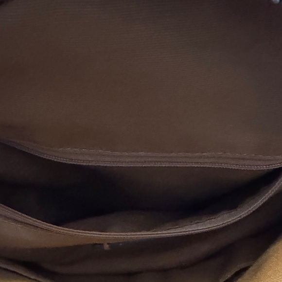 Coach Beige and Cream Women/Men's Backpack In Good Used Condition - Picture 12 of 16